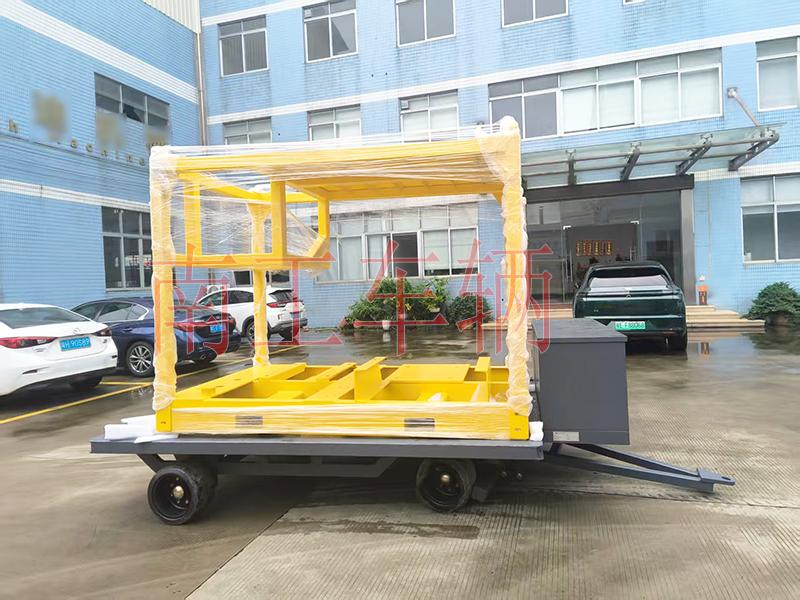 移動發(fā)動機(jī)艙架